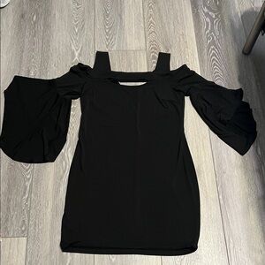 VENUS Black Off-Shoulder Midi Dress